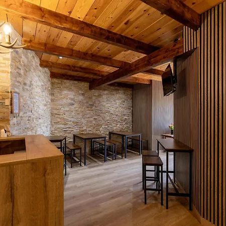 Alberg Taull Hostel Estación