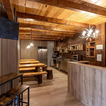 Hostel Alberg Taull Estación