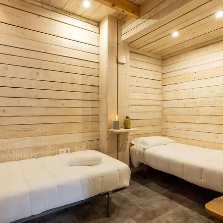 Alberg Taull Hostel