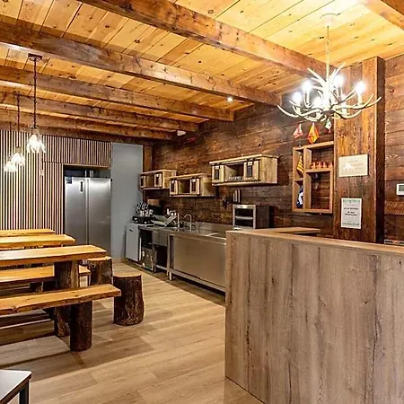 Alberg Taull Hostel Taull